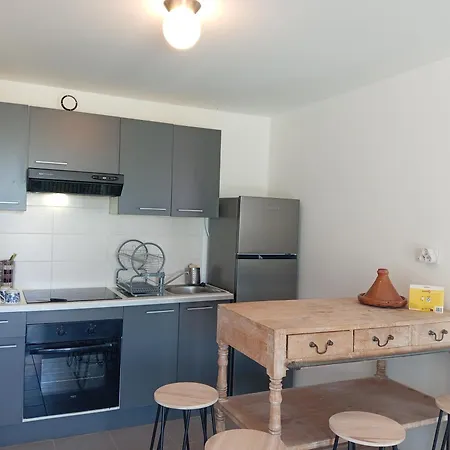 Haute-corse Bas De , 2 De 70 M2 , Vue , Jardin Et Terrasse Apartmán *