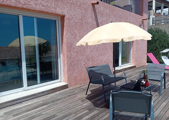 Haute-corse Bas De , 2 De 70 M2 , Vue , Jardin Et Terrasse Apartmán Furiani